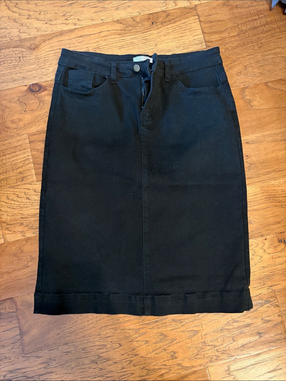 Main Street exchange Black stretch denim Leah Skirt - Women 12
